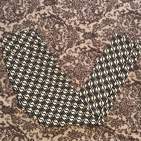 Lularoe Os Giraffe Leggings 